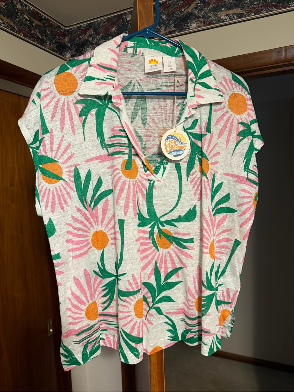 NWT C&C California palm tree and sun linen top size XL